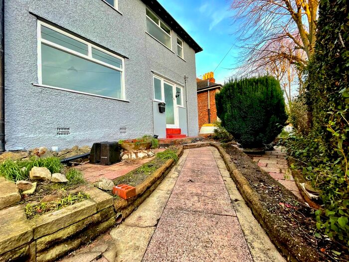 4 Bedroom Semi-Detached House To Rent In Abbey Road, Erdington, Birmingham B23