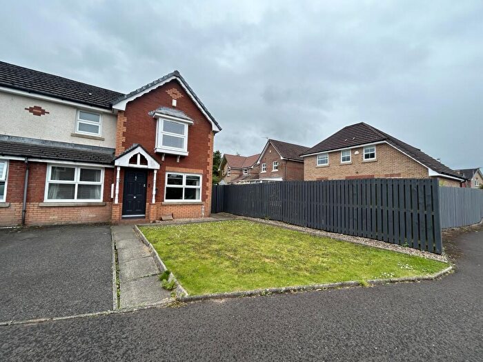 4 Bedroom Semi-Detached House To Rent In Donaldswood Park, Paisley, PA2
