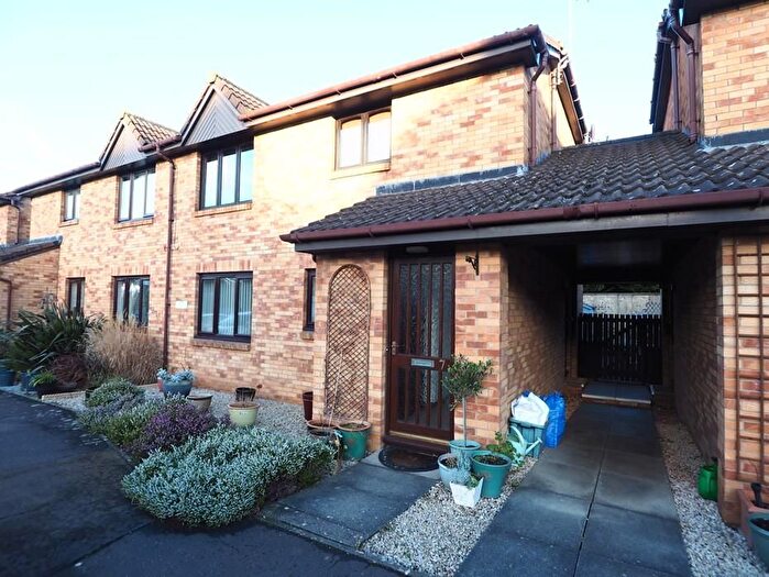 2 Bedroom Flat To Rent In Station Row, North Berwick, EH39