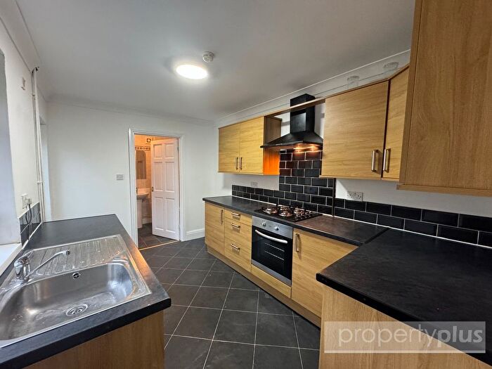 3 Bedroom End Of Terrace House To Rent In Llewellyn Street Gilfach Goch -, Porth, CF39