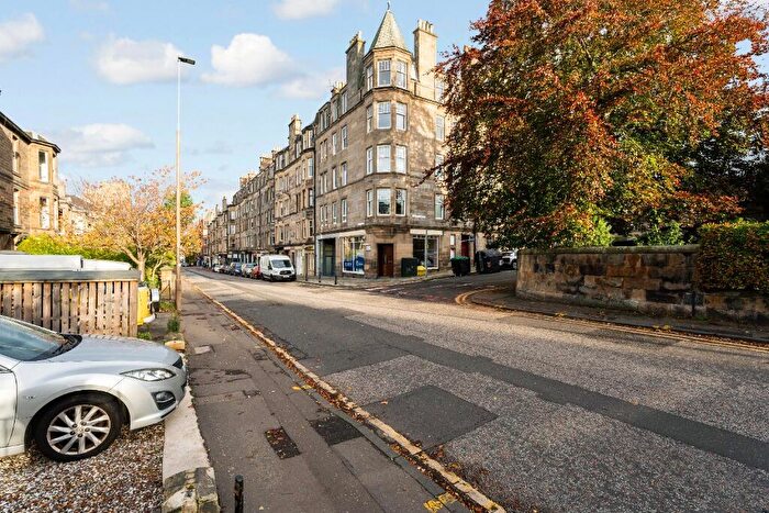 2 Bedroom Flat To Rent In Gilmore Place, Viewforth, Edinburgh, EH3