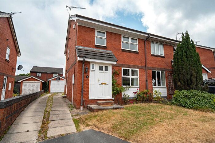3 Bedroom Semi-Detached House For Sale In Kestrel Close, Leeds, West Yorkshire, LS17
