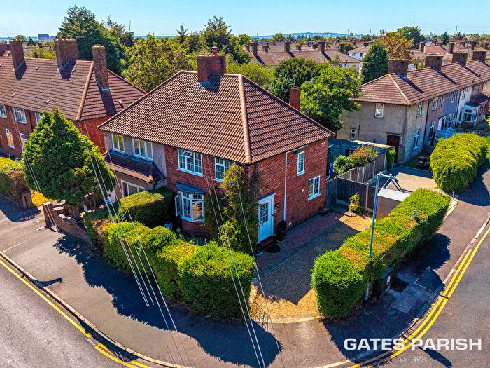 3 Bedroom Semi-Detached House For Sale In Cannington Road, Dagenham, RM9