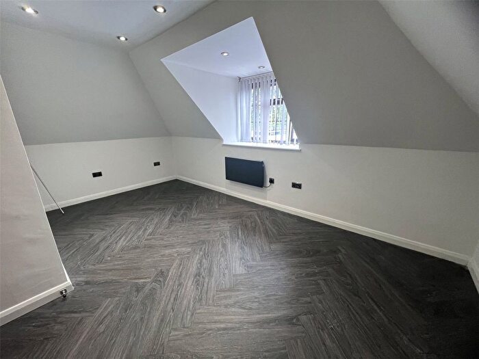 2 Bedroom Flat To Rent In Ansley, Nuneaton, Warwickshire, CV10