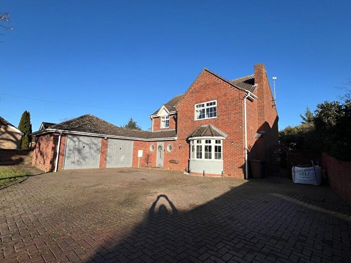 4 Bedroom Detached House For Sale In Park Road, Manea, Cambridgeshire., PE15