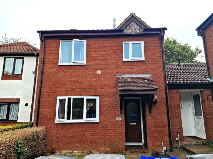 2 Bedroom Terraced House To Rent In Mallard Close, Northampton, NN4