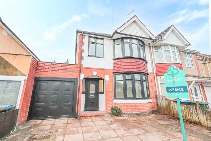 3 Bedroom Semi-Detached House To Rent In Blondvil Street, Cheylesmore, Coventry, CV3