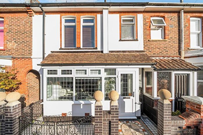 3 Bedroom Terraced House For Sale In Shelford Road, Southsea, PO4