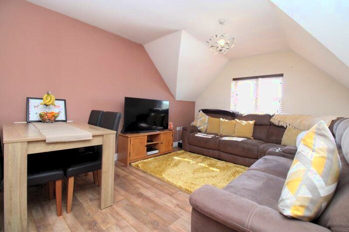 2 Bedroom Flat For Sale In Conder Boulevard, New Cardington, MK42