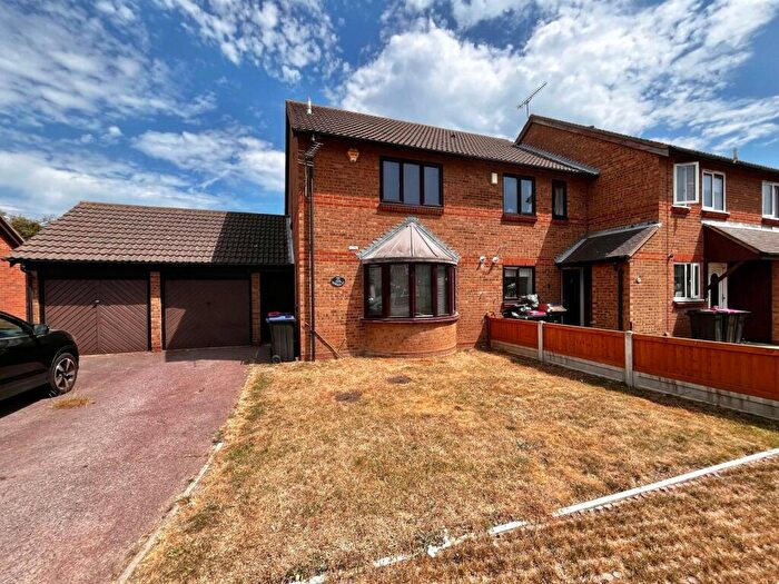3 Bedroom Semi-Detached House To Rent In Caversham Avenue, Shoeburyness, Southend-on-Sea, Essex, SS3