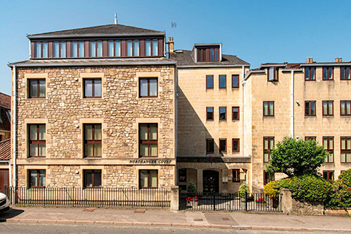 3 Bedroom Apartment For Sale In Grove Street, Bath, BA2