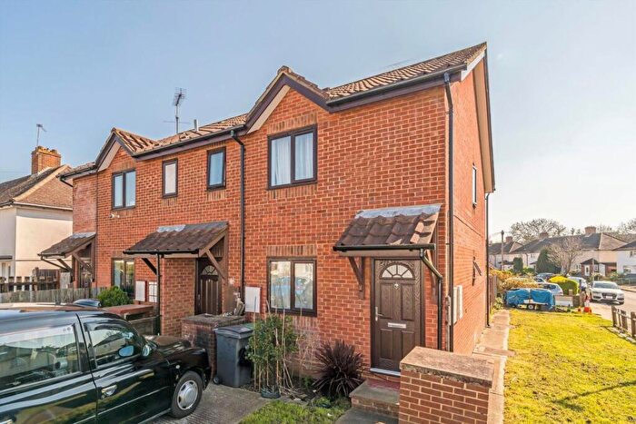 1 Bedroom Flat For Sale In Fleetwood Road, Kingston Upon Thames, KT1