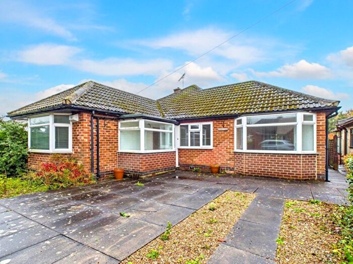 3 Bedroom Bungalow For Sale In Tresillian Close, Darley Abbey, Derby, DE22