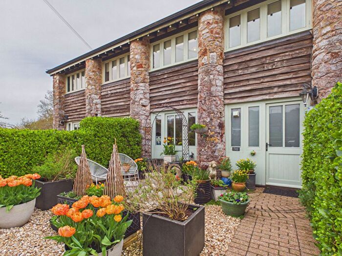 3 Bedroom Terraced House For Sale In Yalberton Road, Paignton, TQ4