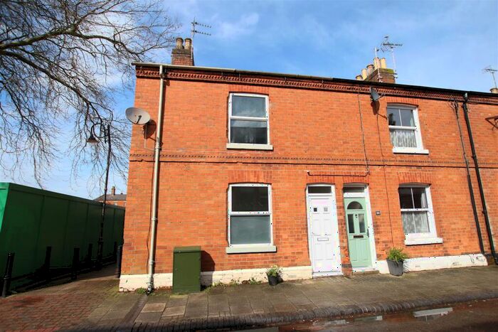 2 Bedroom House To Rent In Buckingham Street, Wolverton, MK12