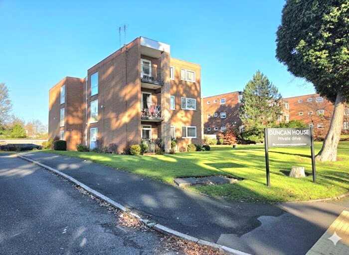 2 Bedroom Apartment For Sale In Station Road, Sutton Coldfield, B73