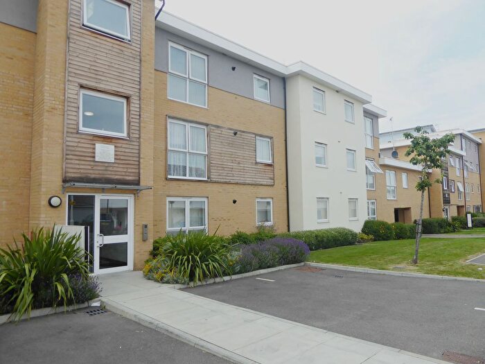 2 Bedroom Flat To Rent In Olympia Way, Whitstable, CT5