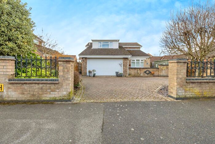 4 Bedroom Detached House For Sale In Swallowbeck Avenue, Lincoln, LN6