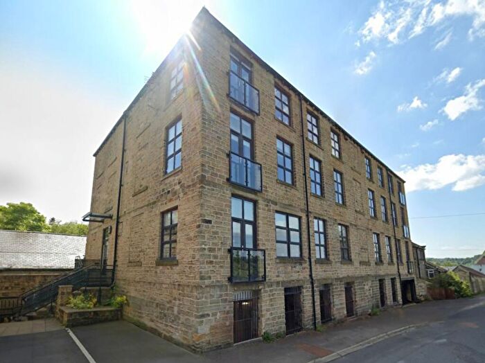 2 Bedroom Apartment To Rent In Sude Hill, New Mill, HD9