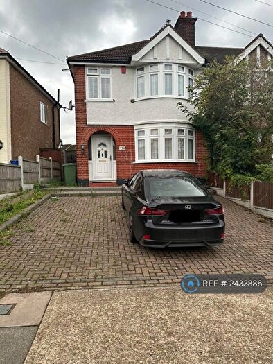 4 Bedroom End Of Terrace House To Rent In Rectory Road, Grays, RM17