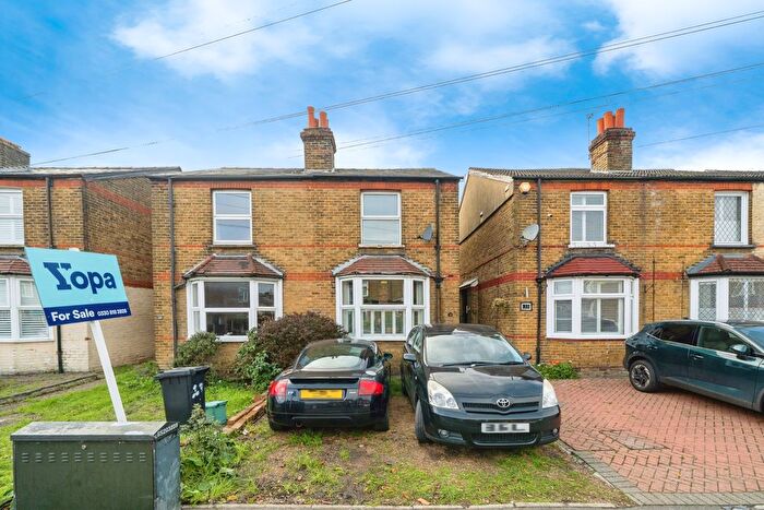 3 Bedroom Semi-Detached House For Sale In Lower Court Road, Epsom, KT19