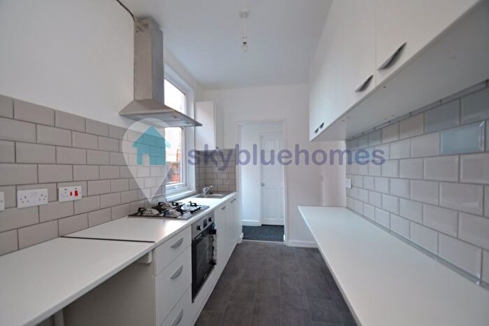 3 Bedroom Terraced House To Rent In Western Road, Leicester, LE3