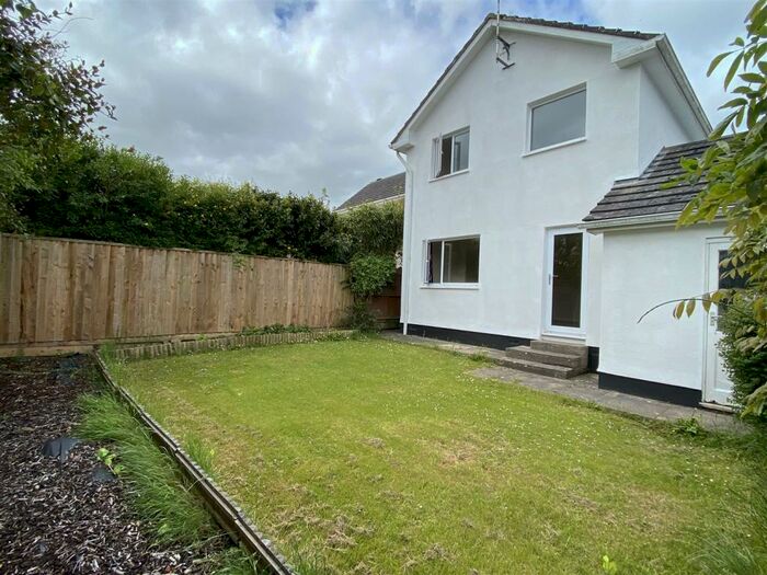 3 Bedroom Detached House To Rent In Beards Road, Fremington, Barnstaple, EX31