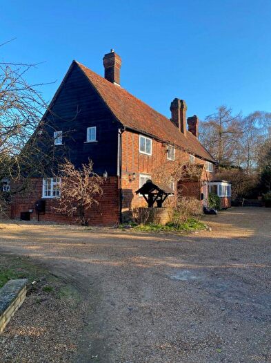 5 Bedroom House To Rent In Paynes Farm, Woolmer Green, SG3