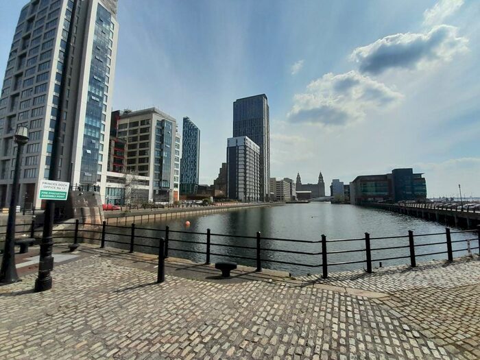 2 Bedroom Flat To Rent In William Jessop Way, Liverpool., L3