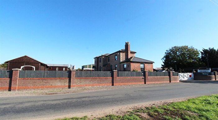 3 Bedroom Property For Sale In Station Road, Gedney, PE12