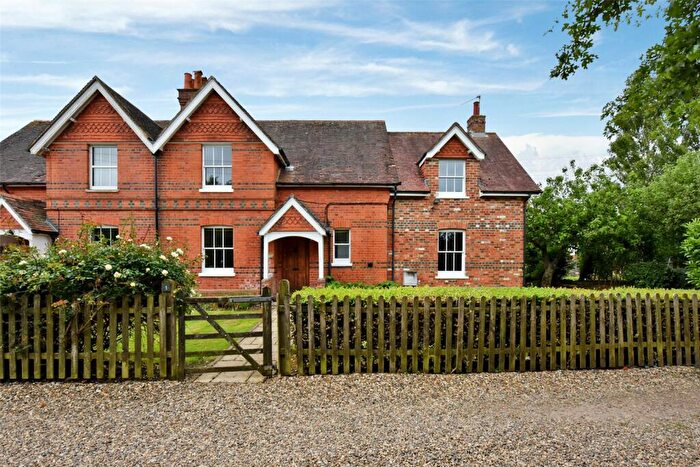 4 Bedroom Semi-Detached House To Rent In Fosters Lane, Binfield Heath, Henley-On-Thames, Oxfordshire, RG9
