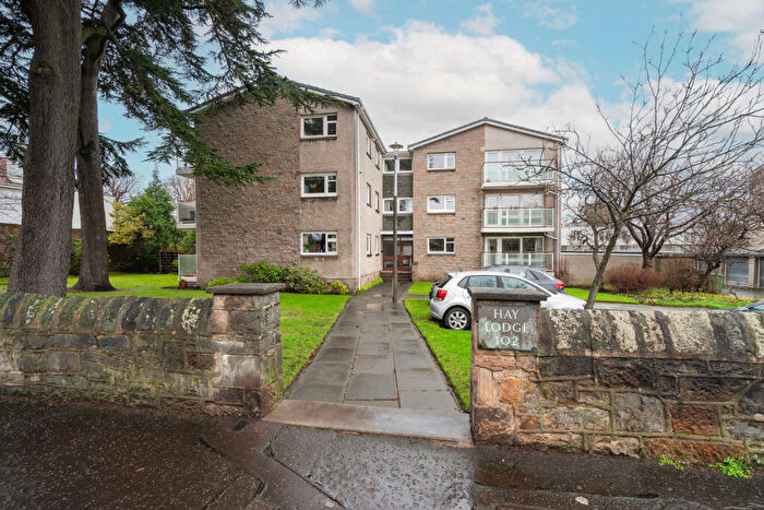 2 Bedroom Flat For Sale In East Trinity Road, Edinburgh, EH5