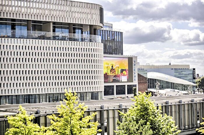 1 Bedroom Studio For Sale In White City Living, White City, W12