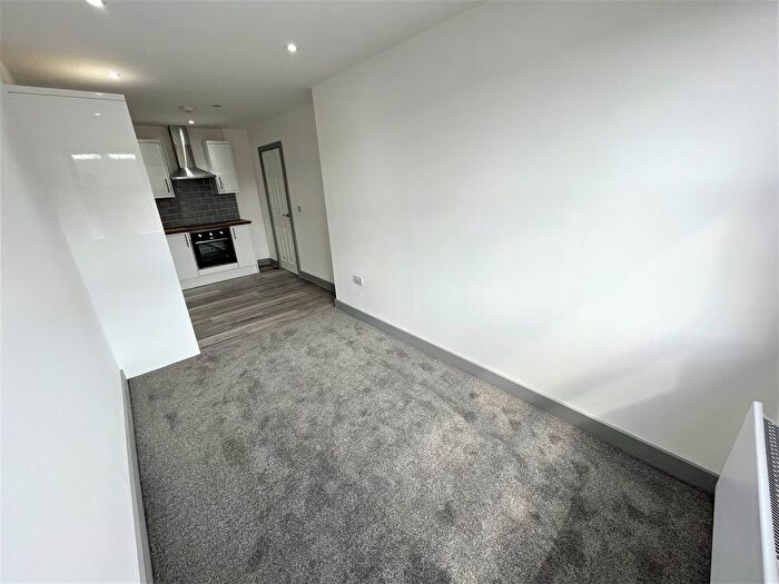 1 Bedroom Flat To Rent In Union Street, Wakefield, WF1
