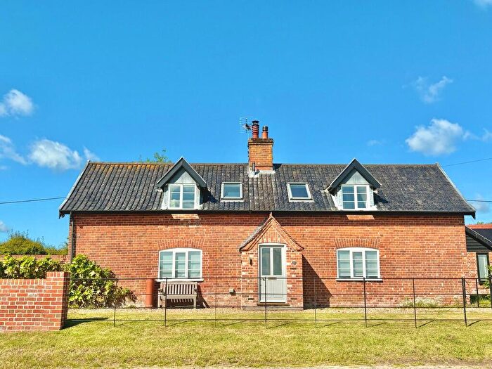 4 Bedroom Detached House To Rent In Langley Street, Langley, NR14