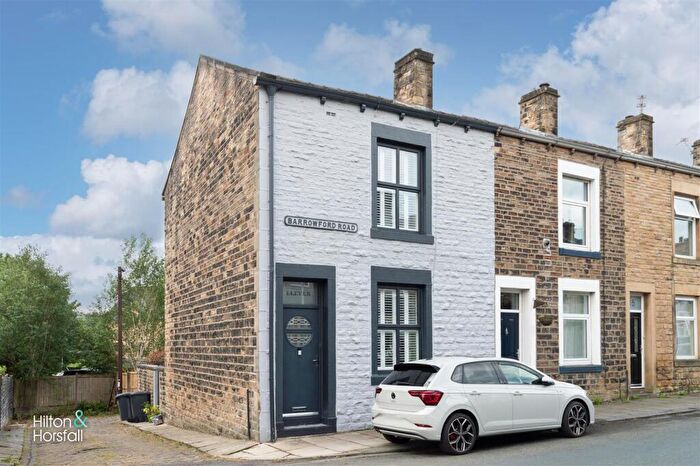 2 Bedroom End Of Terrace House For Sale In Barrowford Road, Colne, BB8