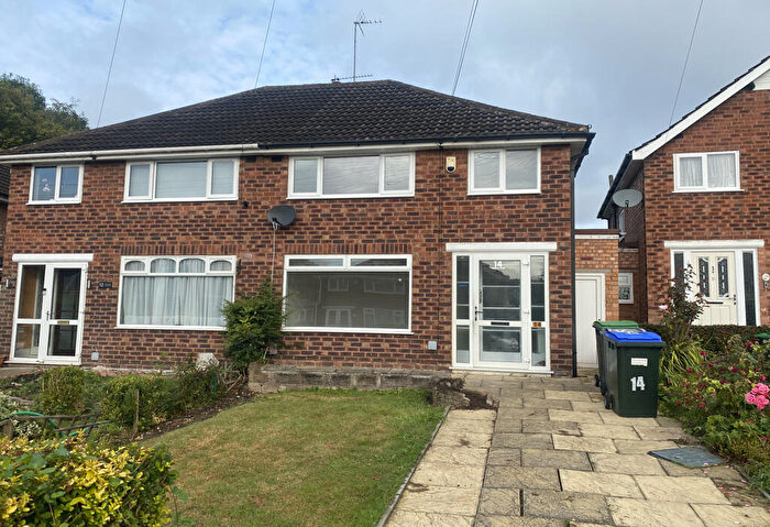 3 Bedroom Semi-Detached House To Rent In Ferndale Avenue, Great Barr, Birmingham, B43