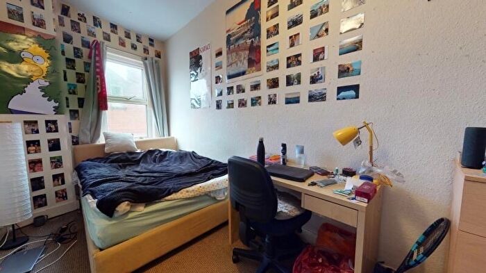 5 Bedroom Terraced House To Rent In Royal Park Avenue, Hyde Park, Leeds, LS6