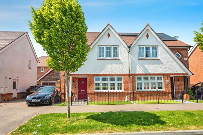 3 Bedroom Semi-Detached House For Sale In Limeburners Drive, Rochester, Kent, ME2