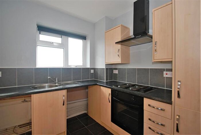2 Bedroom Flat To Rent In Somerset Road, Stafford, ST17