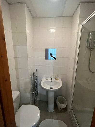 1 Bedroom Flat To Rent In King Edwards Road, Swansea, SA1