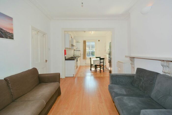 4 Bedroom Terraced House To Rent In Tomlins Grove, London, E3