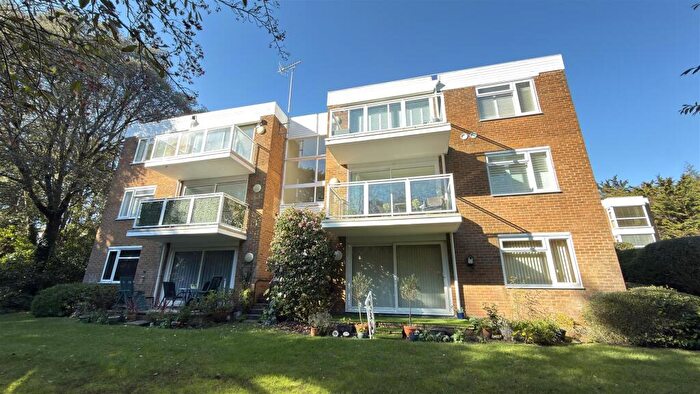 3 Bedroom Apartment For Sale In Haven Road, Canford Cliffs, BH13