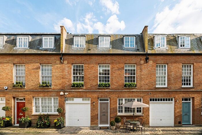 3 Bedroom Mews To Rent In Frederick Close, Connaught Village, W2