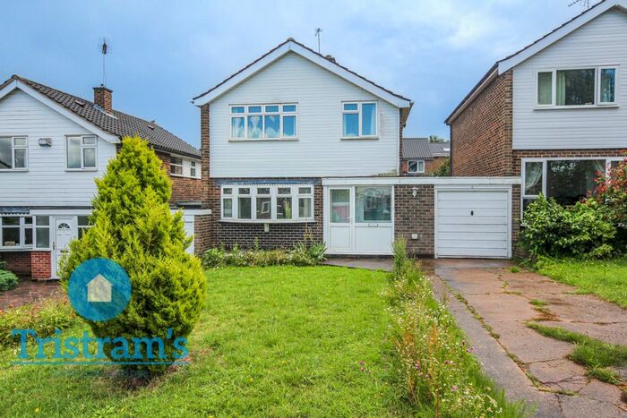 3 Bedroom Detached House To Rent In Kingsdown Mount, Wollaton, Nottingham, NG8