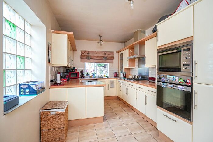 2 Bedroom Detached Bungalow For Sale In Fenside Road, Boston, PE21