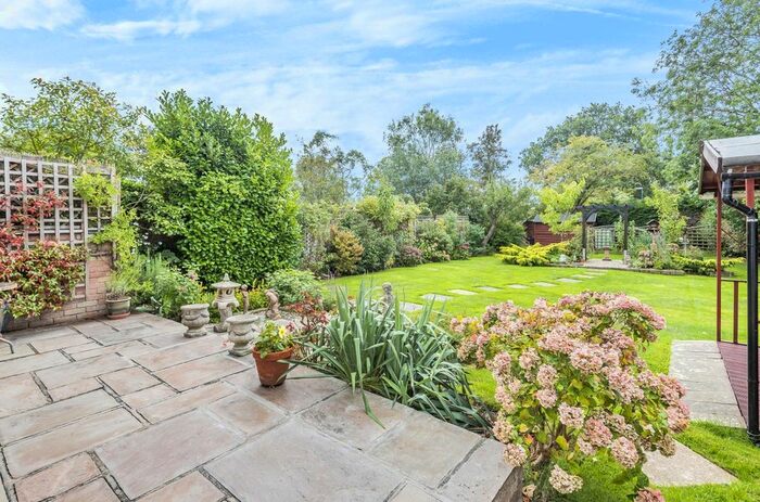 4 Bedroom Detached House For Sale In Greenway, Roundle Square, Felpham, Bognor Regis, West Sussex, PO22