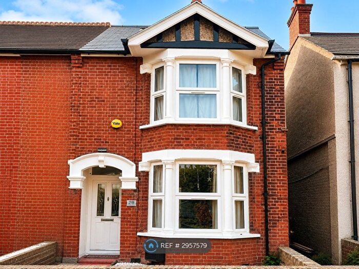 5 Bedroom Semi-Detached House To Rent In Melrose Road, Pinner, HA5