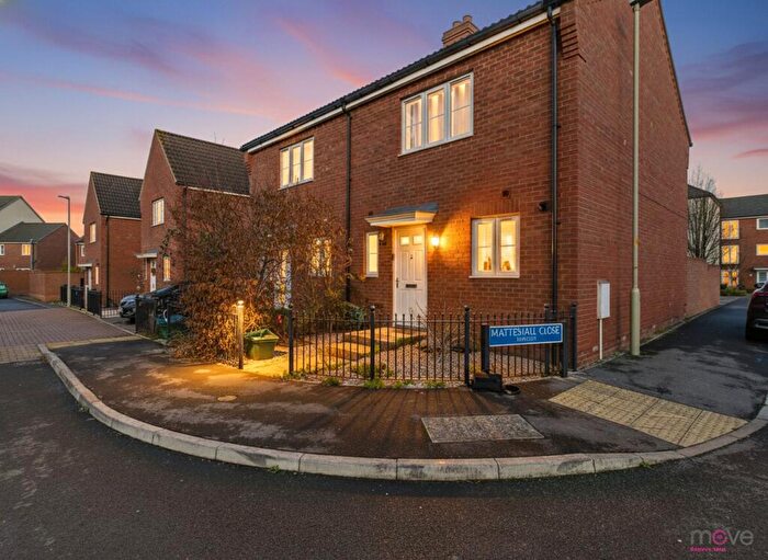 3 Bedroom Semi Detached House For Sale In Boulmer Avenue Kingsway, Quedgeley, GL2