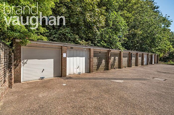 Garage / Parking To Rent In Eaton Gardens, Hove, East Sussex, BN3